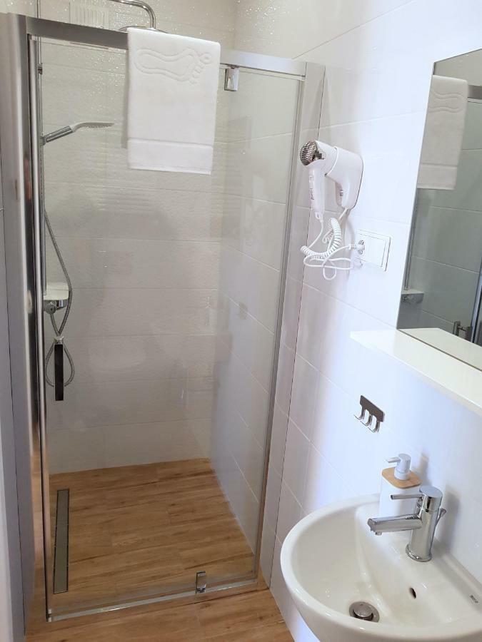 Apartamenty Metro Targowek Varşova Dış mekan fotoğraf