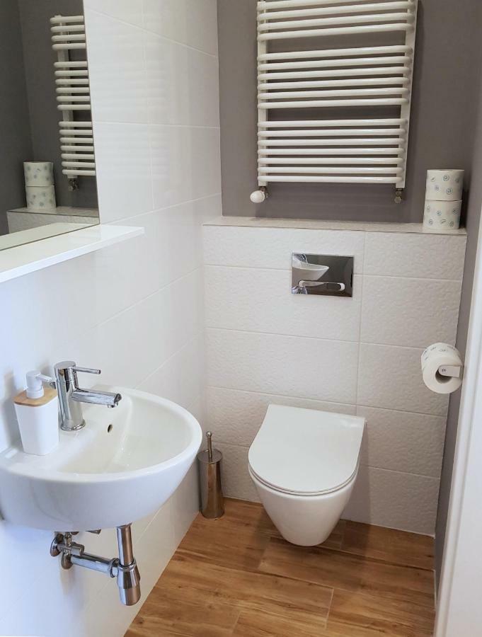 Apartamenty Metro Targowek Varşova Dış mekan fotoğraf